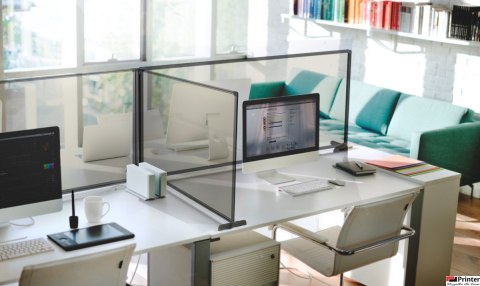 Osłona ochronna szyba pleksi w ramie aluminiowej, metalowa podstawa srebrna 60x65 Osłona ochronna szyba pleksi w ramie aluminiowej, metalowa podstawa srebrna 60x65