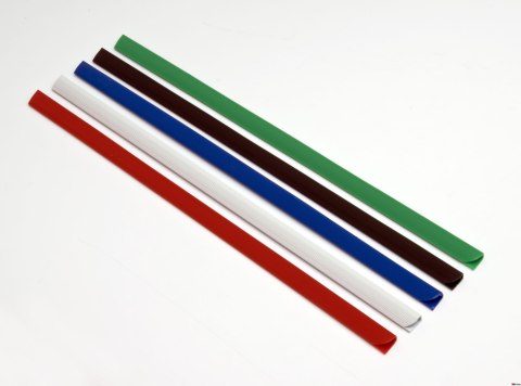 Grzbiety wsuwane DOTTS 9mm czarne op. 50 szt. Grzbiety wsuwane DOTTS 9mm czarne op. 50 szt.